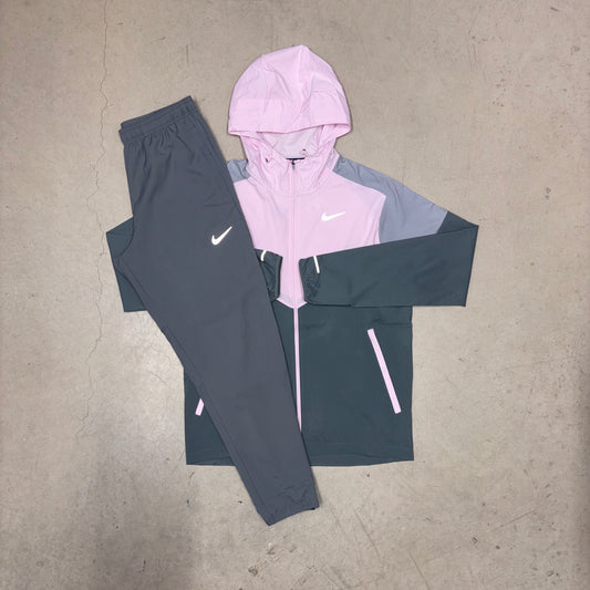 DEMO Nike Pink Foam Windrunner x Grey Challenger Pants