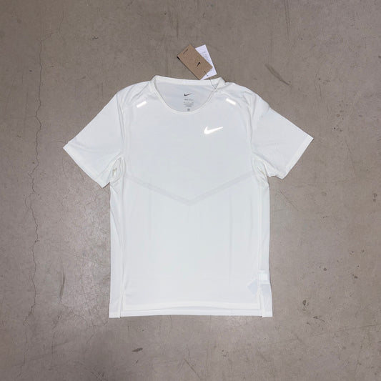 Nike White Rise 365 Tee
